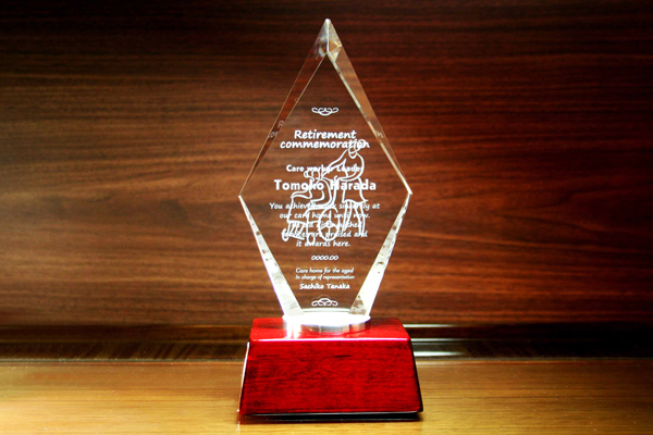 YTR079　トロフィー ピアノウッド 16フォルム