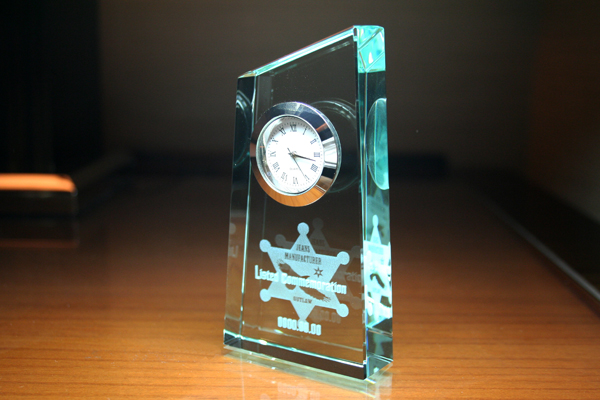 YOB023 FLトロフィー時計