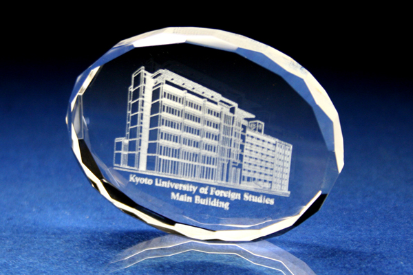 YDE011 ペーパーウェイト ダイヤカットオーバル 【特価】